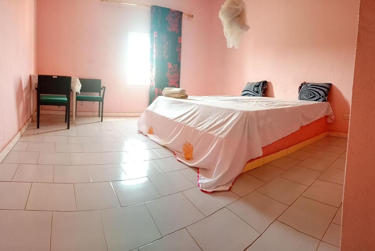 Chez Paolo Otel Toubab Dialaw Dış mekan fotoğraf
